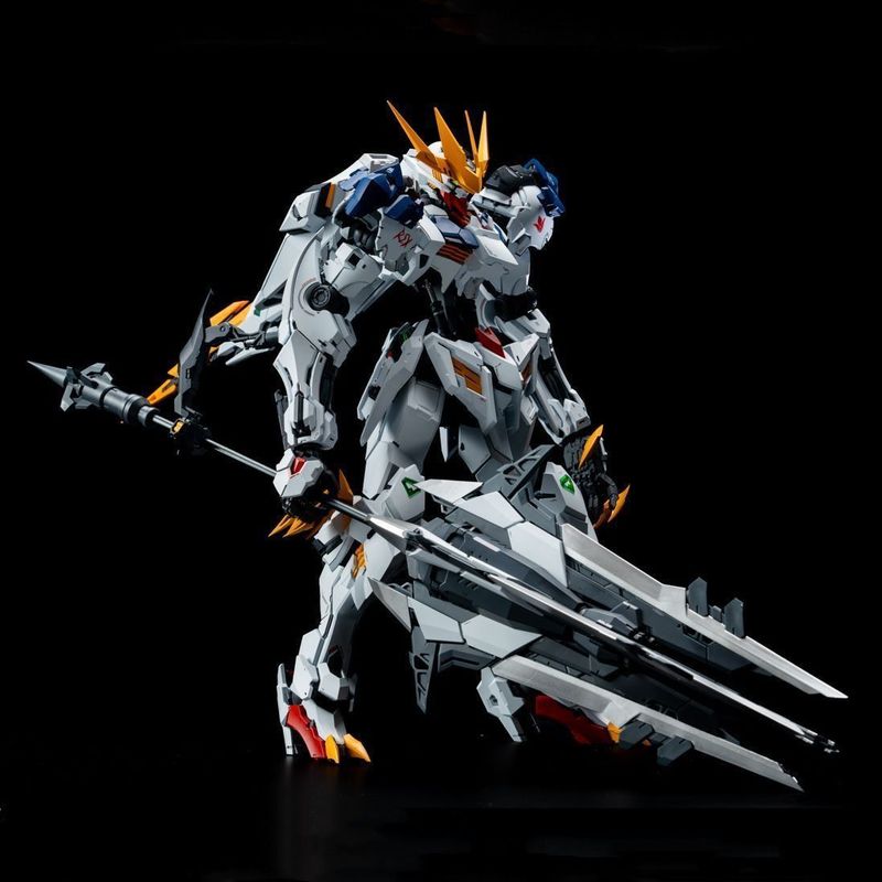 【W MAGAZYNIE】LUNAVOR MG 1/100  – Bandai Gundam Rg recenzja i cena